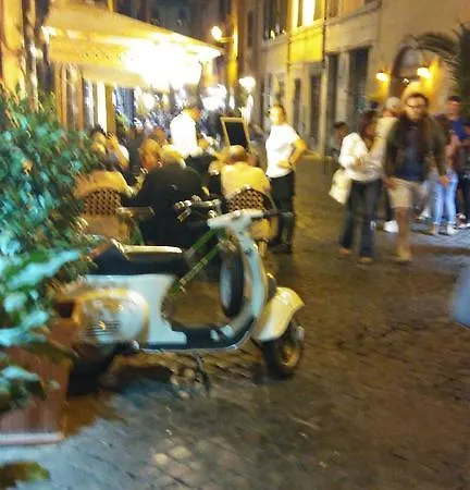Bed & Breakfast Trastevere Strange Loft *